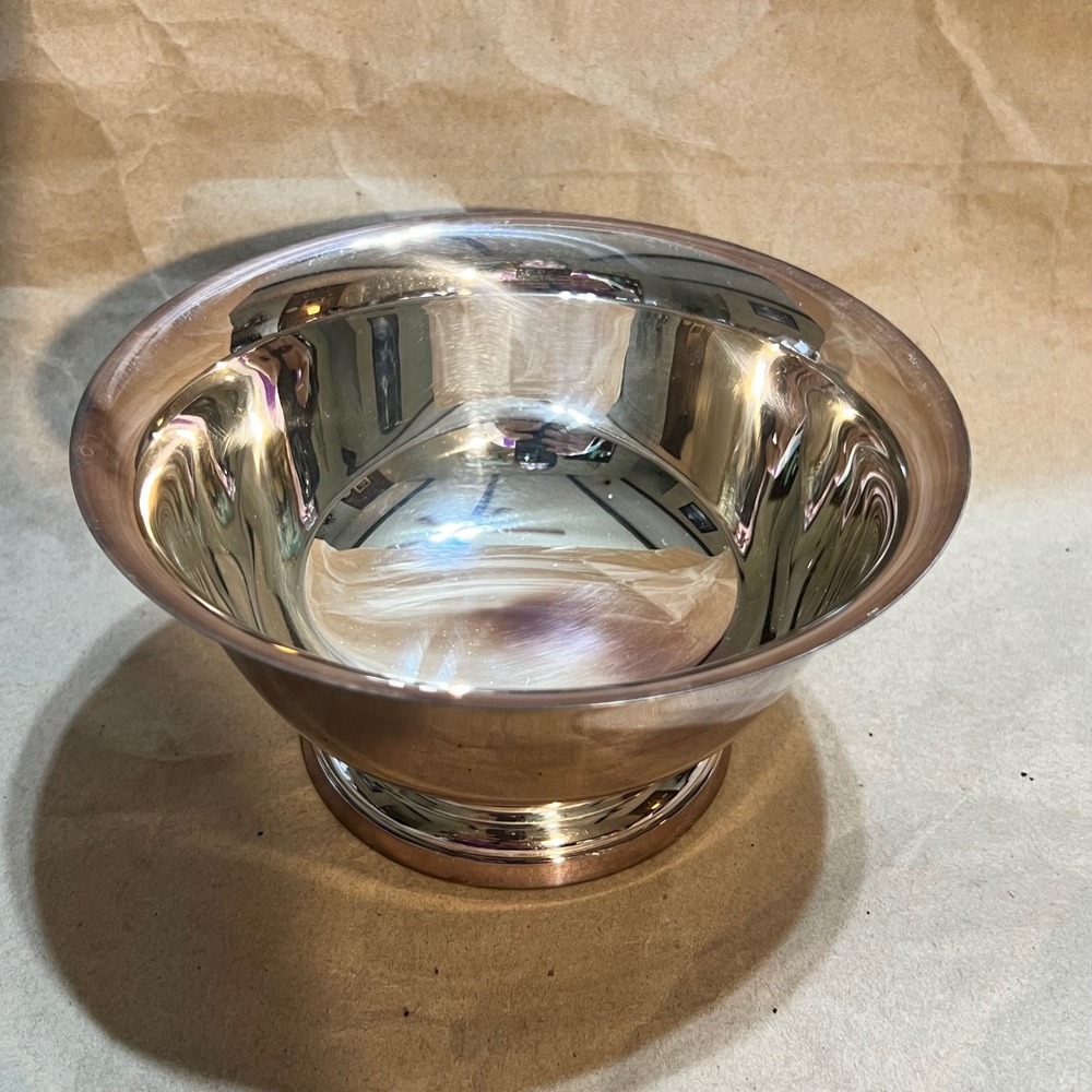 Towle Small Revere Bowl Silver Plate Polished Pedestal Base Centerpiece Decor